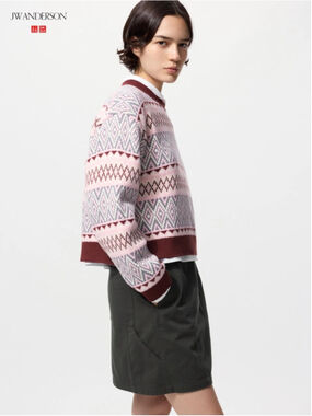 JW ANDERSON x UNIQLO Fair Isle Crew Neck Sweater in Pink Burgundy Size S
